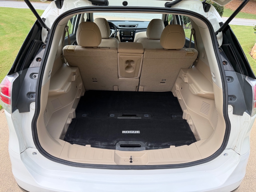 2016 Nissan Rogue - $12,000