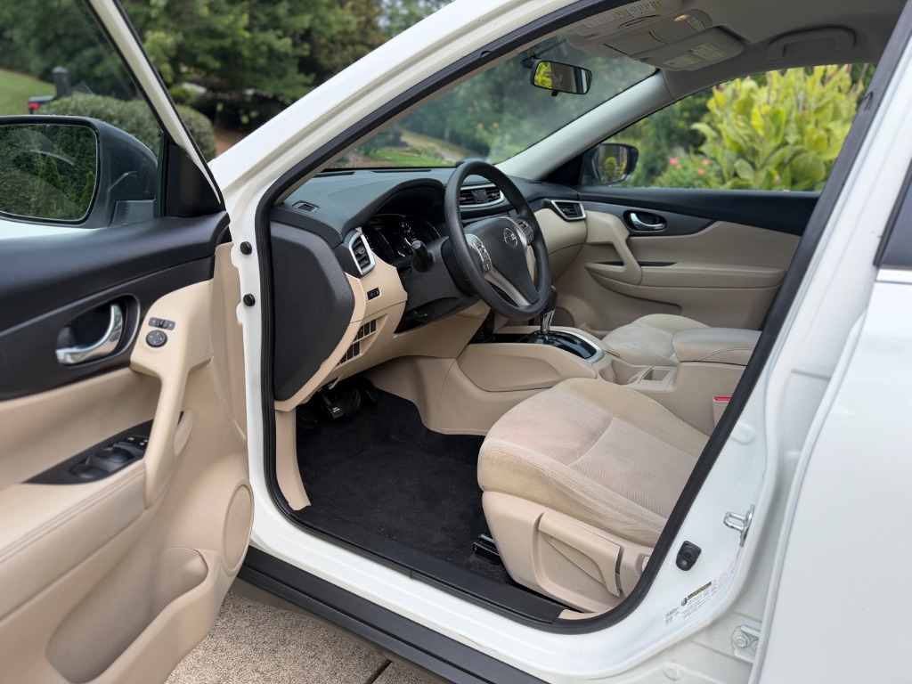 2016 Nissan Rogue - $12,000