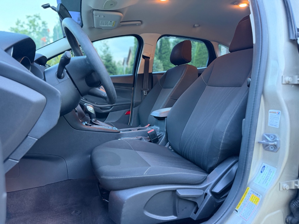 2018 Ford Focus - $10,250