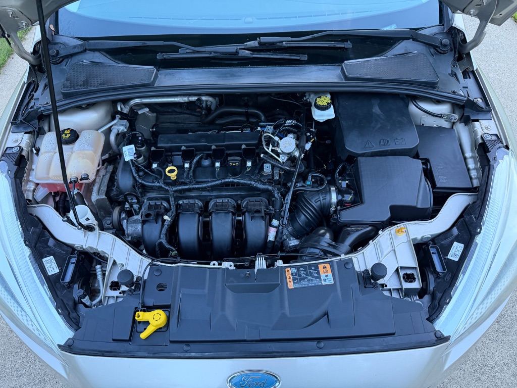 2018 Ford Focus - $10,250