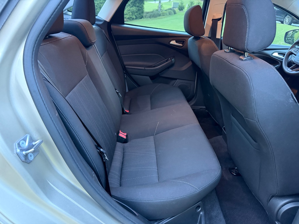 2018 Ford Focus - $10,250