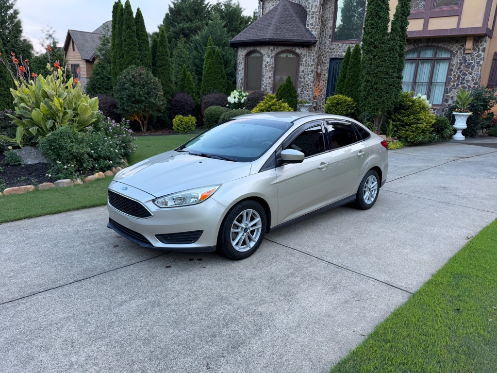 2018 Ford Focus - $10,250