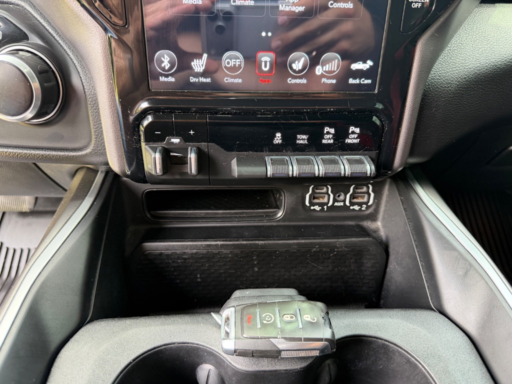 2021 Ram 1500 - $33,000
