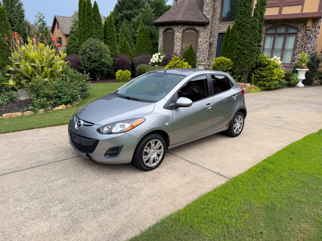 2013 MAZDA MAZDA2 - $6,000