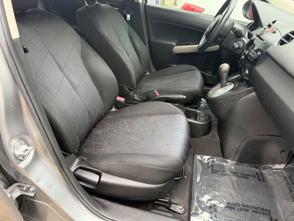 2013 MAZDA MAZDA2 - $6,000
