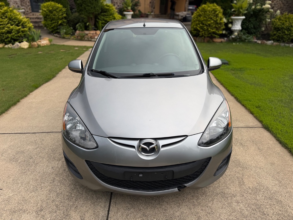 2013 MAZDA MAZDA2 - $6,000