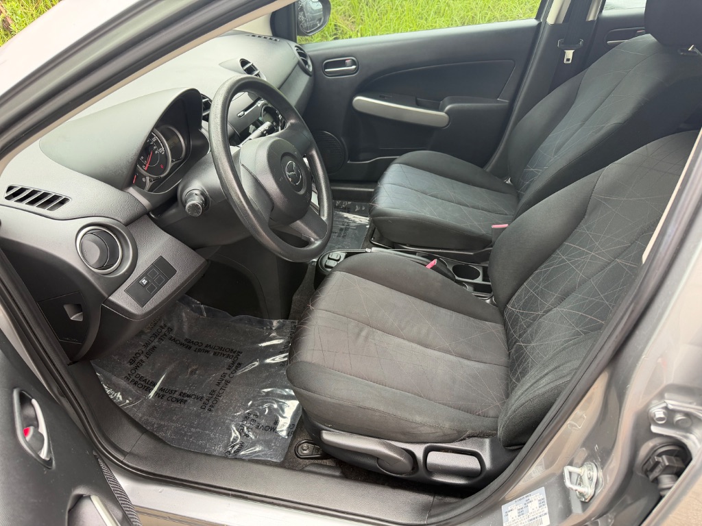 2013 MAZDA MAZDA2 - $6,000