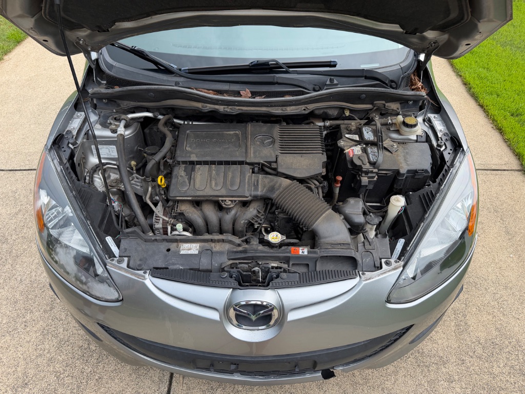 2013 MAZDA MAZDA2 - $6,000