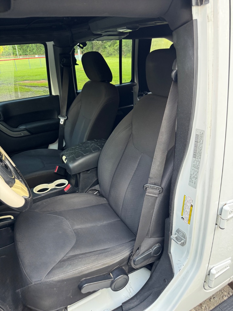 2015 Jeep Wrangler - $14,500