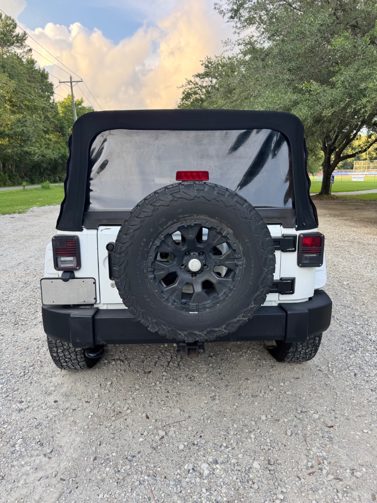 2015 Jeep Wrangler - $14,500