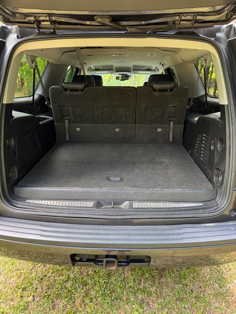 2018 Chevrolet Suburban - $16,000