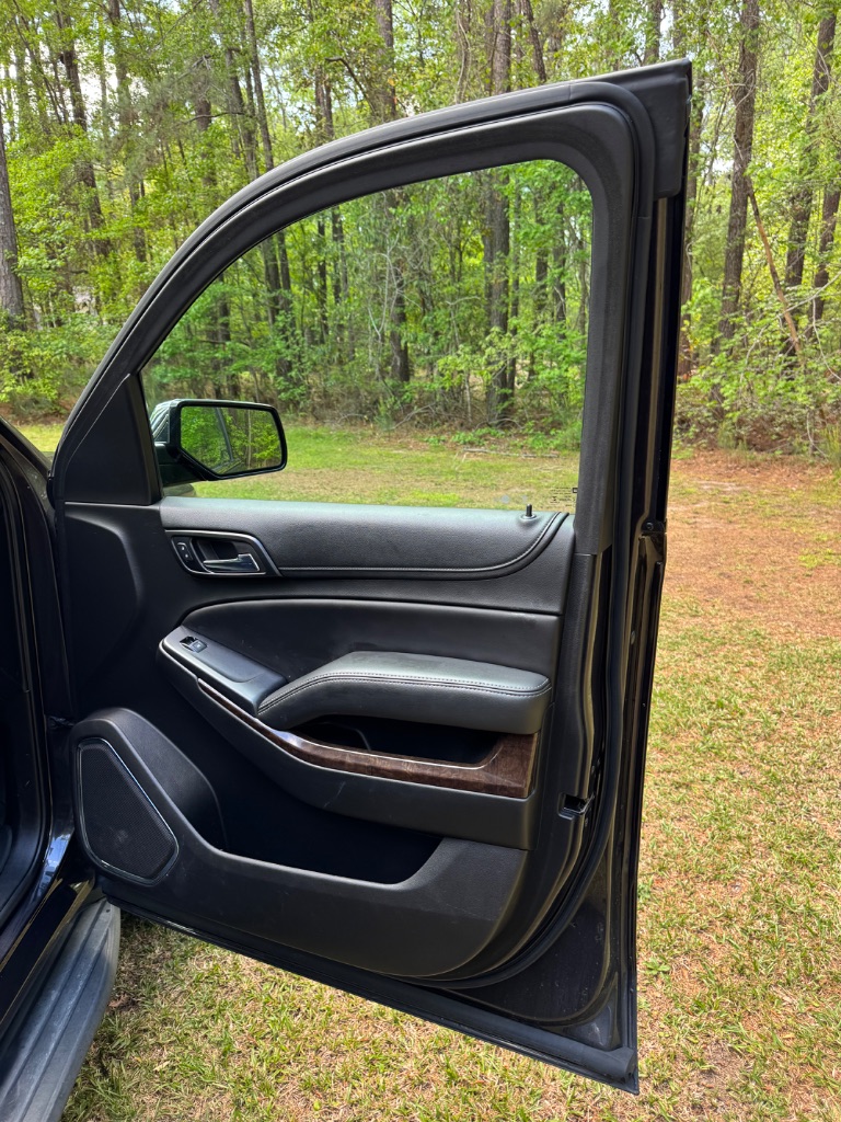 2018 Chevrolet Suburban - $16,000