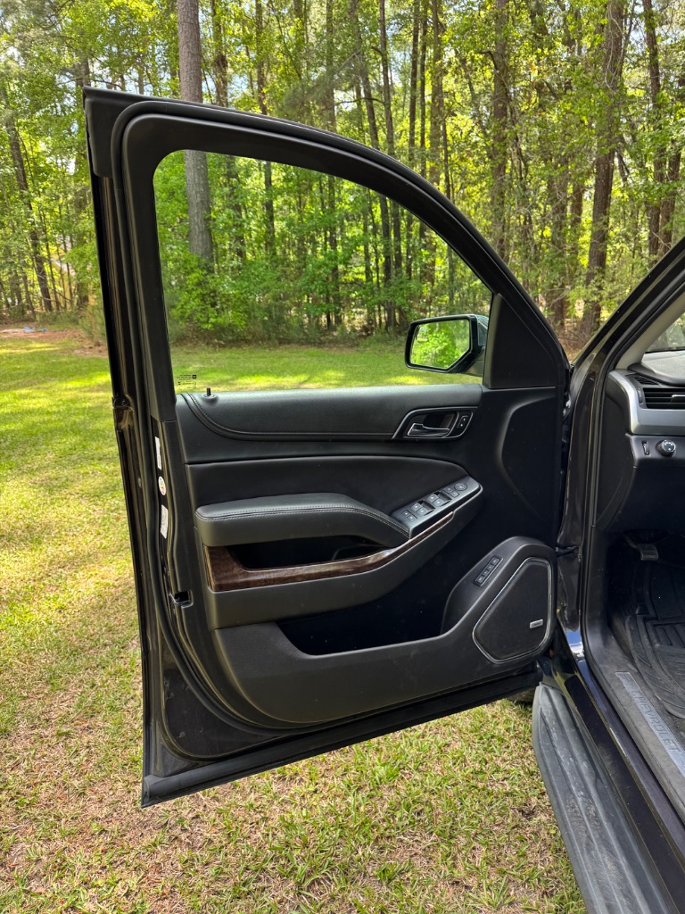 2018 Chevrolet Suburban - $16,000