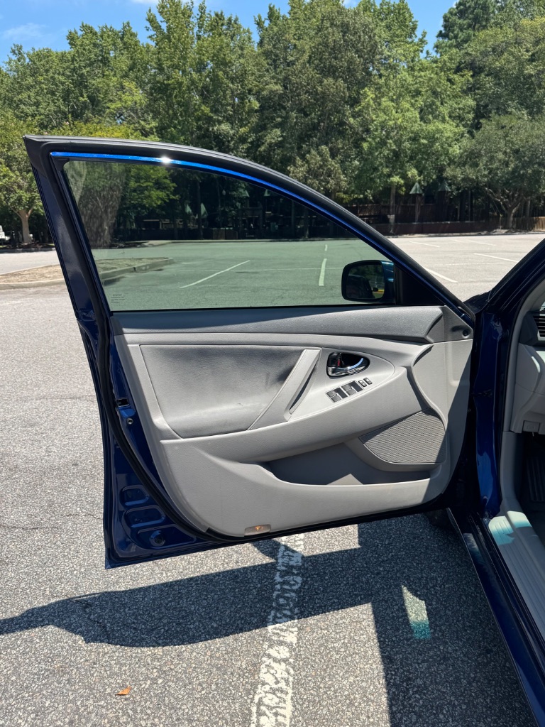 2010 Toyota Camry - $6,500