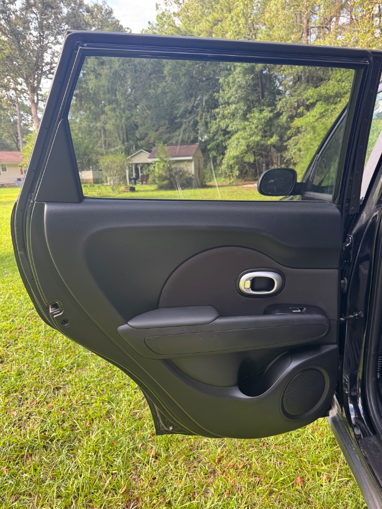 2019 Kia Soul - $8,900