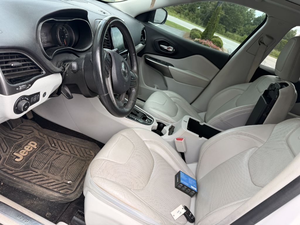 2019 Jeep Cherokee - $6,500