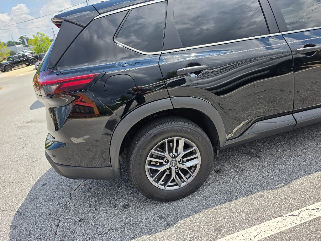 2025 Nissan Rogue - $17,000