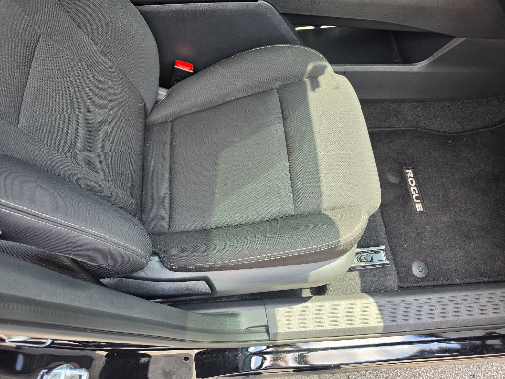2025 Nissan Rogue - $17,000