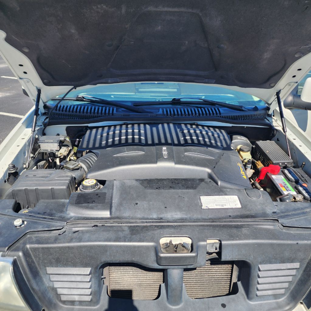 2003 Lincoln Aviator