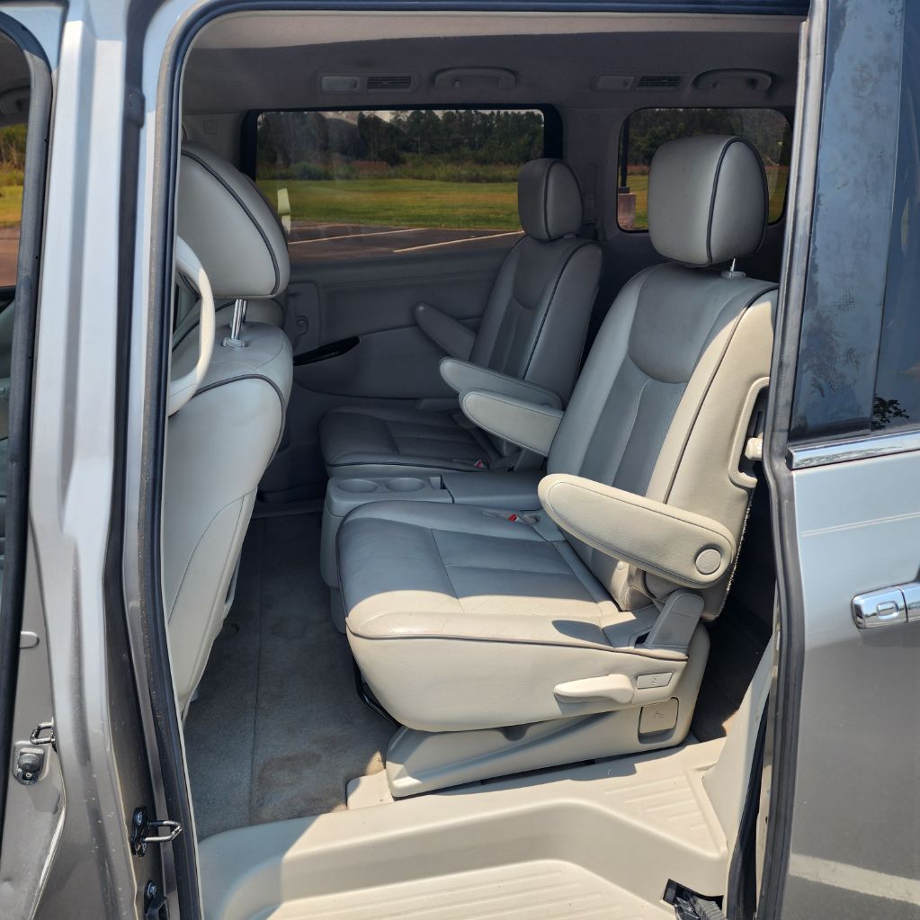 2012 Nissan Quest