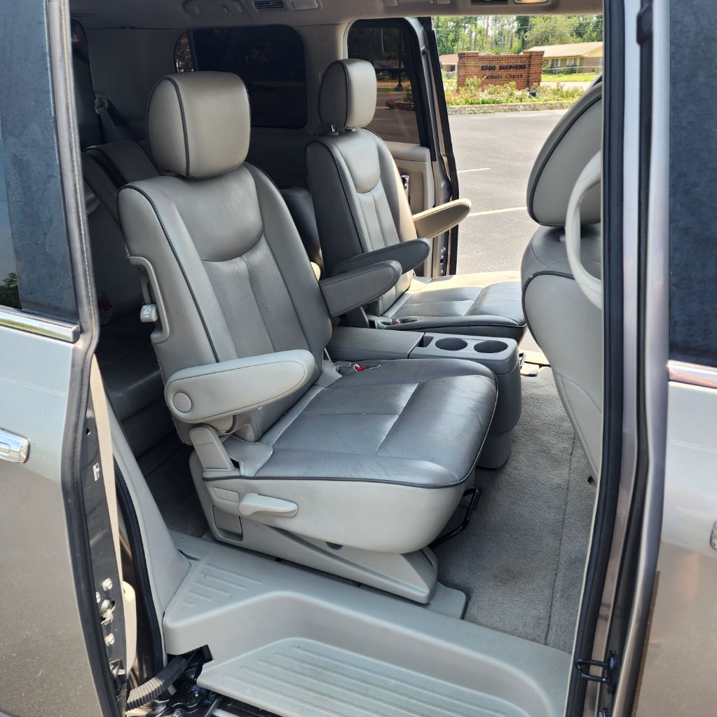 2012 Nissan Quest