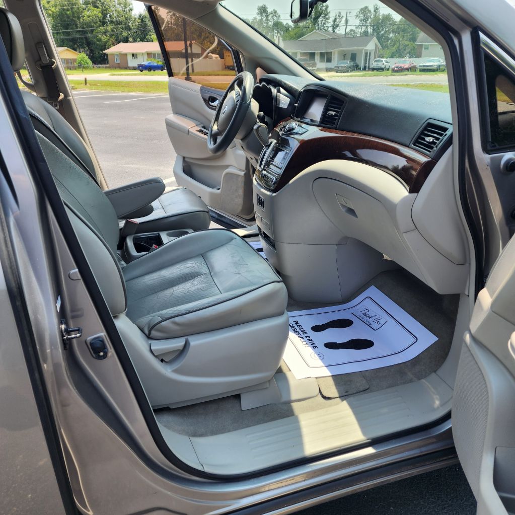 2012 Nissan Quest