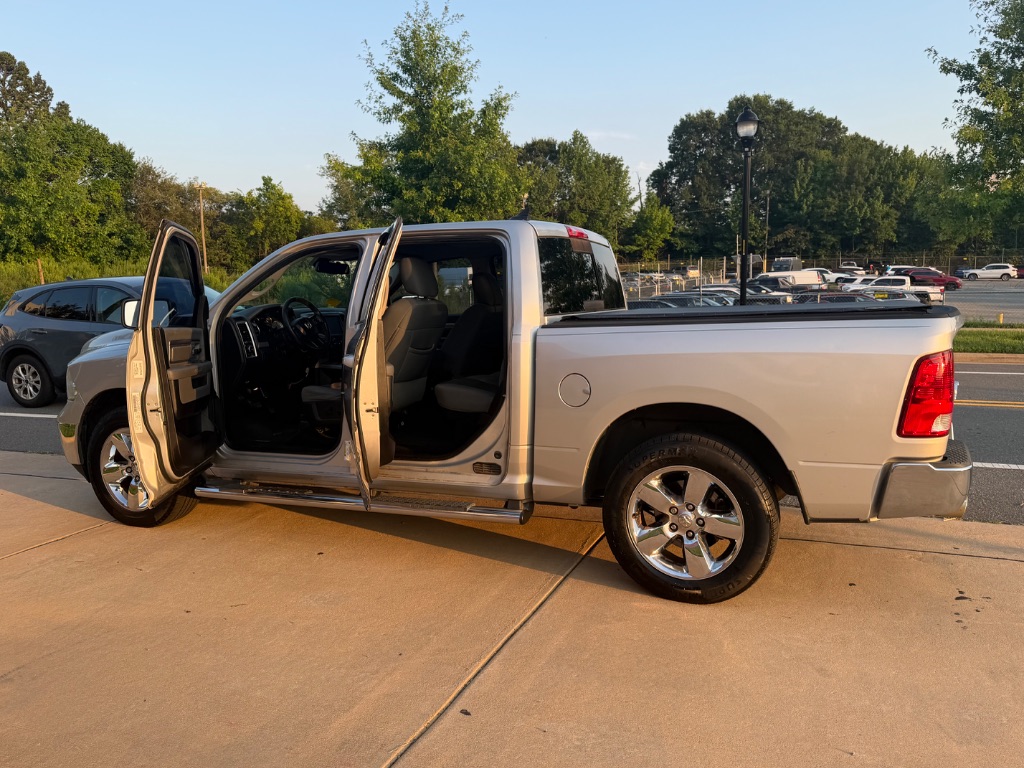 2013 Ram 1500 - $10,950