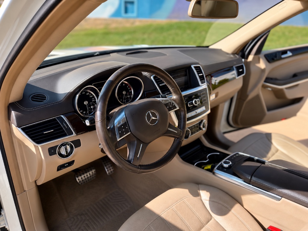 2013 Mercedes-Benz GL-Class - $11,950