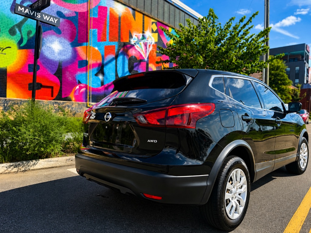 2019 Nissan Rogue - $12,990
