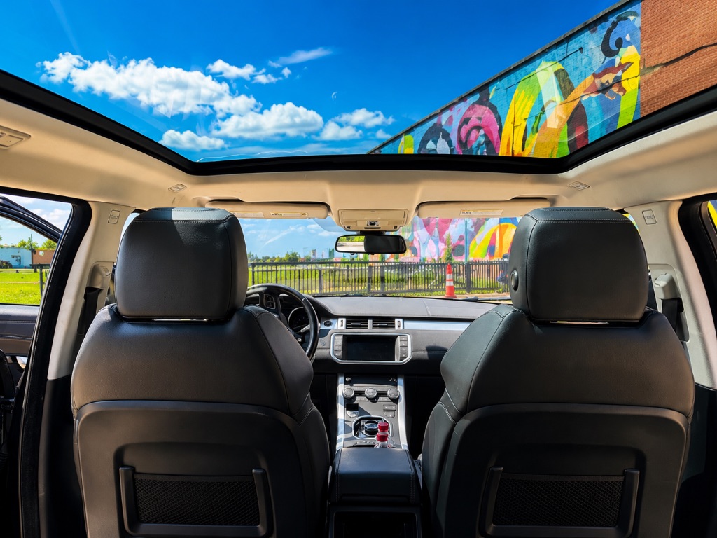 2017 Land Rover Range Rover Evoque - $12,990