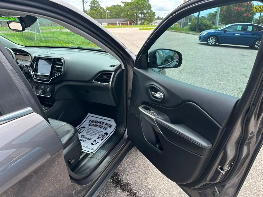 2019 Jeep Cherokee