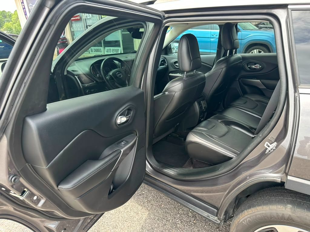 2019 Jeep Cherokee