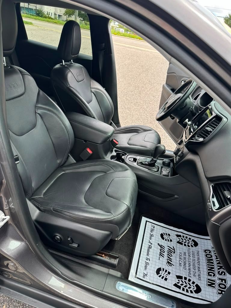2019 Jeep Cherokee