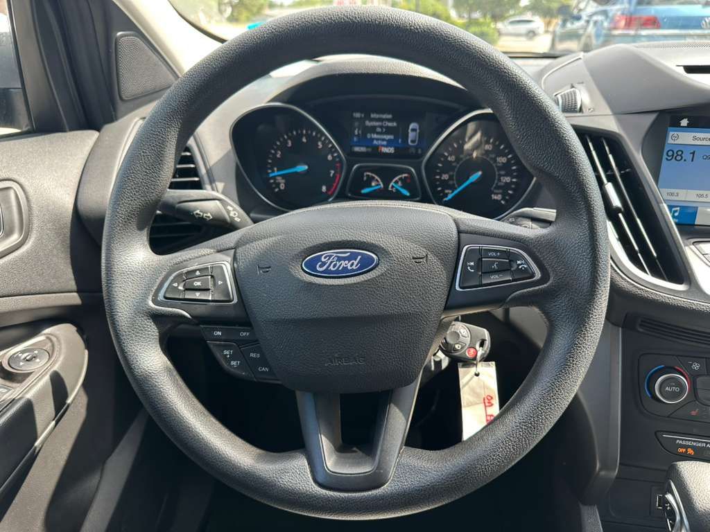2018 Ford Escape - $9,500