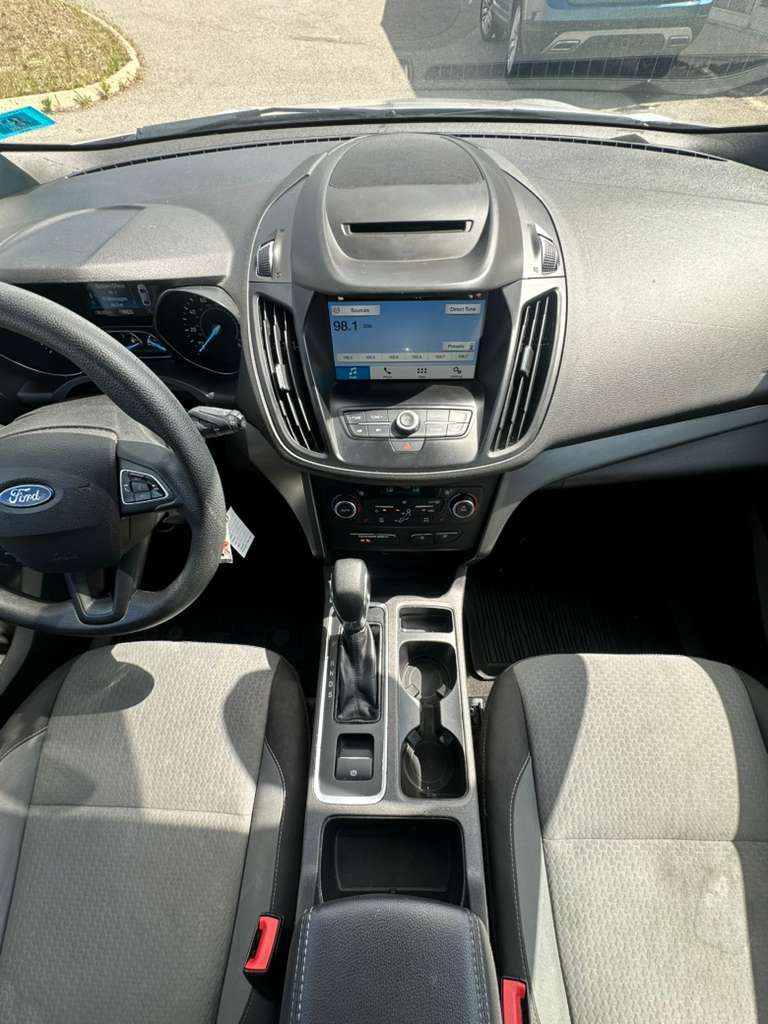 2018 Ford Escape - $9,500
