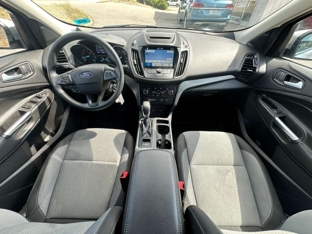 2018 Ford Escape - $9,500