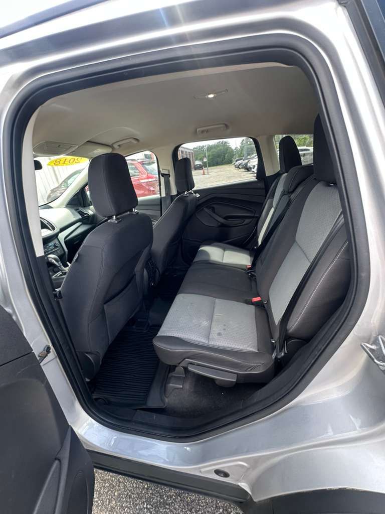 2018 Ford Escape - $9,500