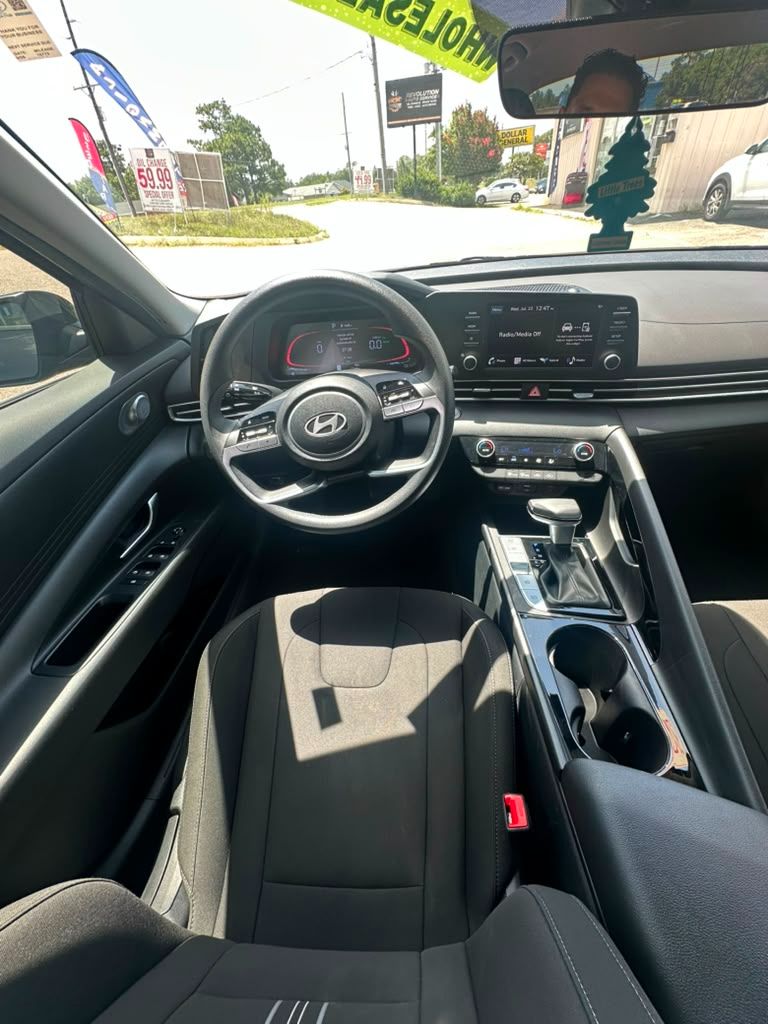 2025 Hyundai Elantra