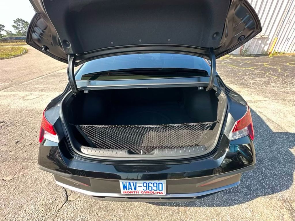 2025 Hyundai Elantra