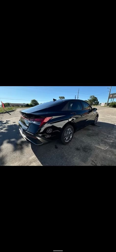 2025 Hyundai Elantra
