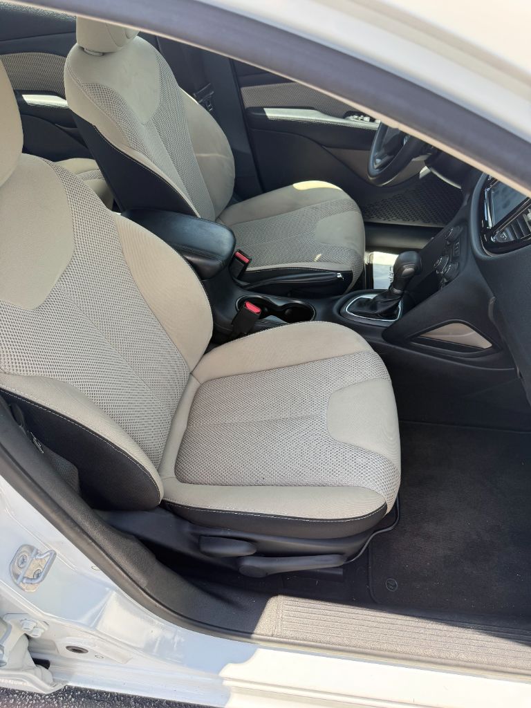 2014 Dodge Dart - $5,199