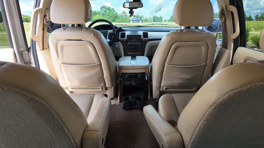 2007 Cadillac Escalade - $9,000