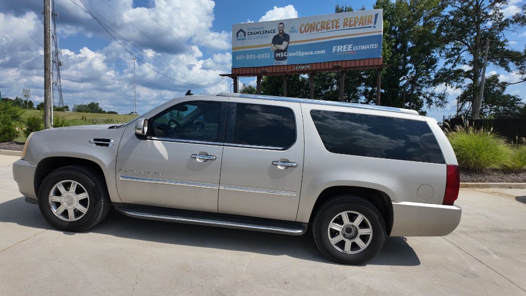 2007 Cadillac Escalade - $9,000
