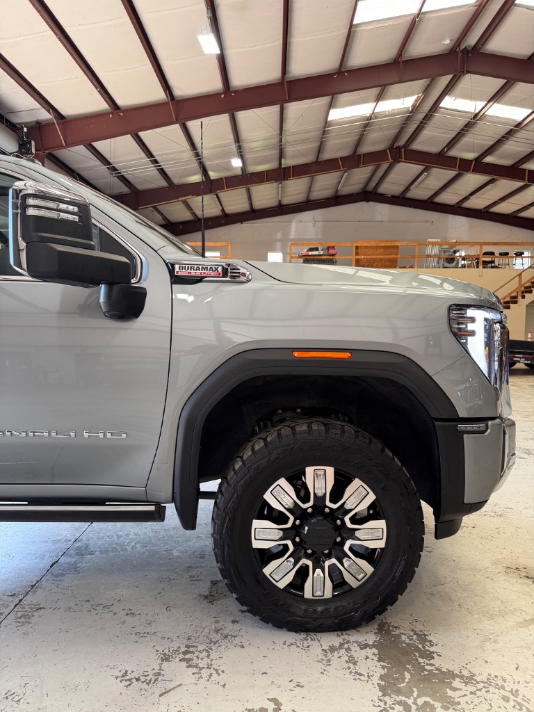 2024 GMC Sierra 2500HD - $67,900