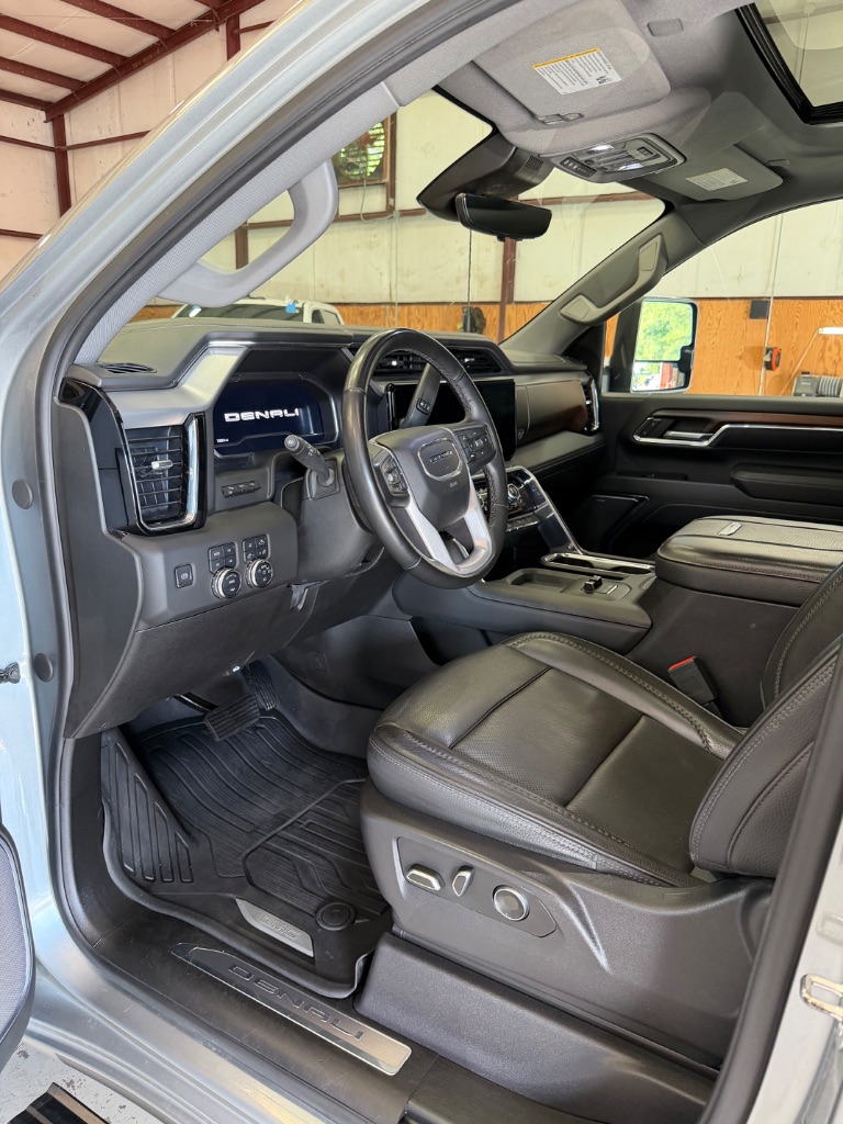 2024 GMC Sierra 2500HD - $67,900