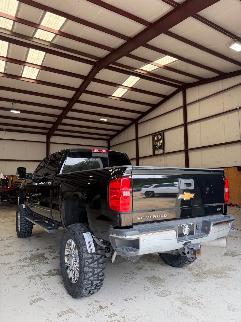 2017 Chevrolet Silverado - $45,900