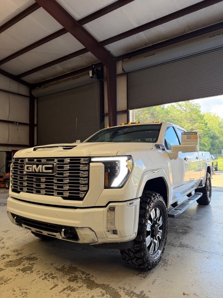 2024 GMC Sierra 2500HD - $69,900