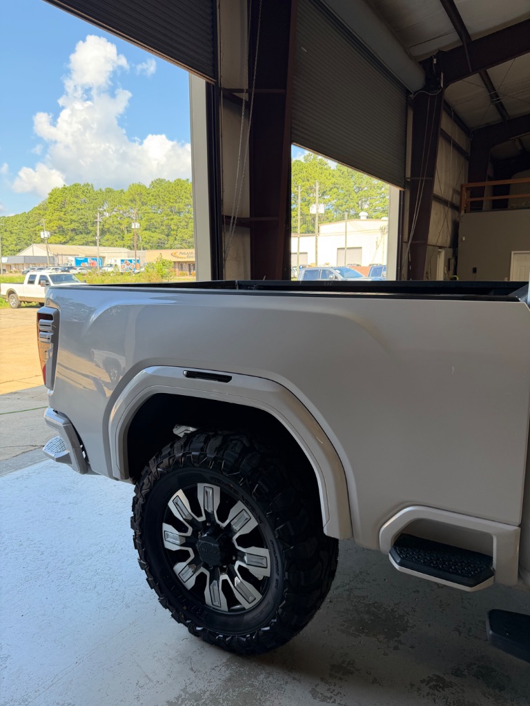 2024 GMC Sierra 2500HD - $69,900