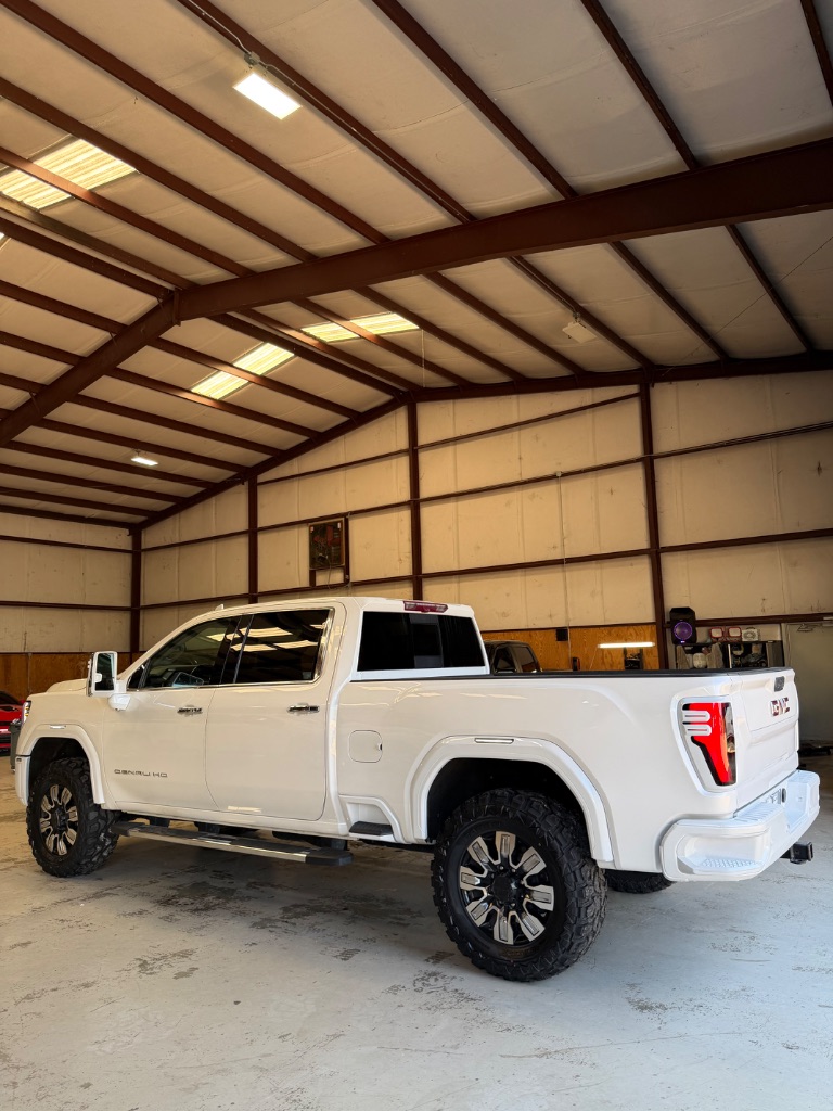 2024 GMC Sierra 2500HD - $69,900