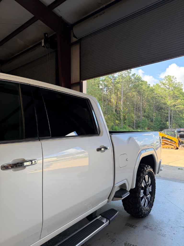 2024 GMC Sierra 2500HD - $69,900